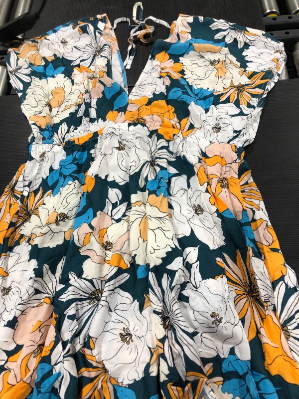 Photo 3 of Jena Floral V-Neck Dress [Size XL]