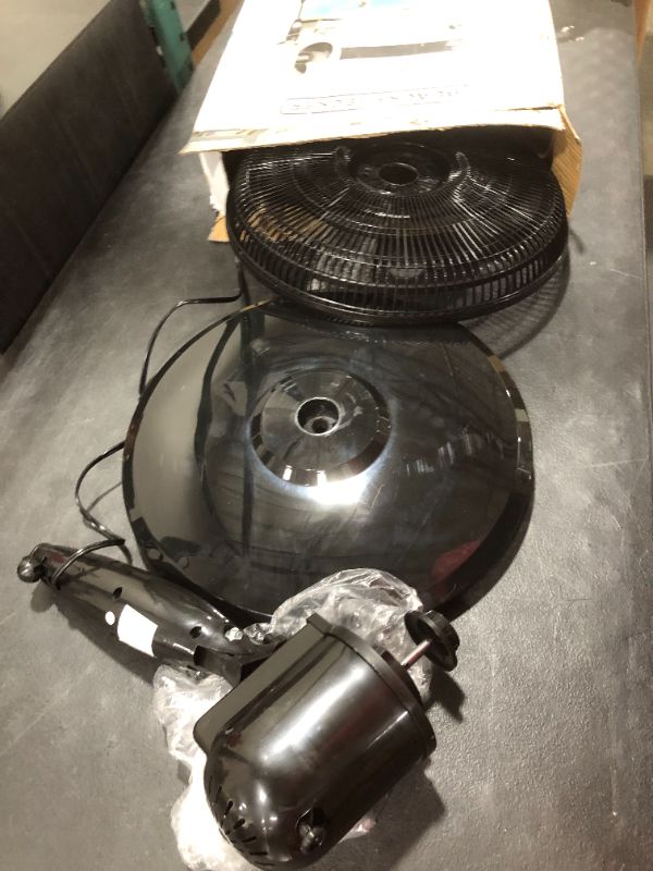 Photo 2 of BLACK+DECKER 16 Inches Stand Fan with Remote
