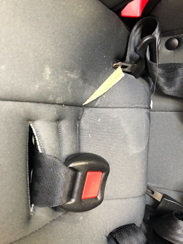 Photo 4 of Graco SlimFit 3 in 1 Car Seat, Slim & Comfy Design ---dirty 
