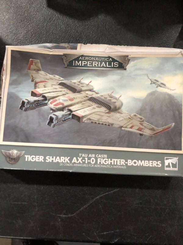 Photo 2 of Aeronautica Imperialis: T'au Air Caste Tiger Shark Fighter-Bombers
