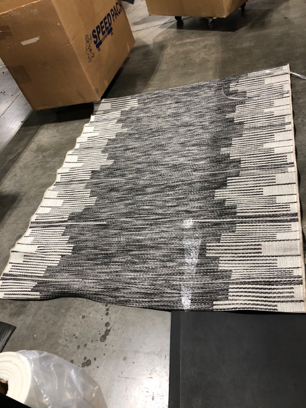 Photo 1 of 6' x 76" grey rug