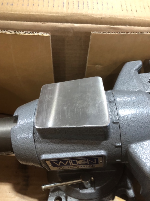 Photo 3 of "Wilton Tools 550P, Multi-Purpose Bench Vise, 5-1/2"" Jaw Width, 5"" Jaw Opening, 360° Rotating Head" (28824, 550P, 69999)
