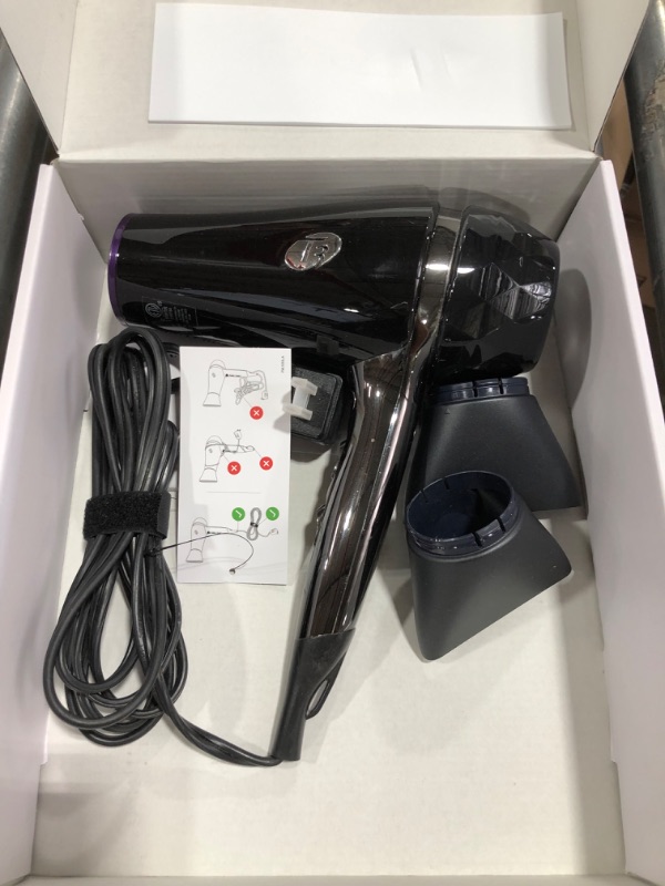 Photo 2 of T3 AireLuxe Digital Ionic Professional Blow Hair Dryer, Fast Drying, Lightweight and Ergonomic, Volume Boosting, Frizz Smoothing, Multiple Heat and Speed Combinations
