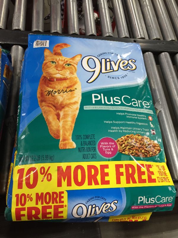 Photo 2 of 9Lives Plus Care Dry Cat Food, 13.3 Lb BB 04 17 2022
