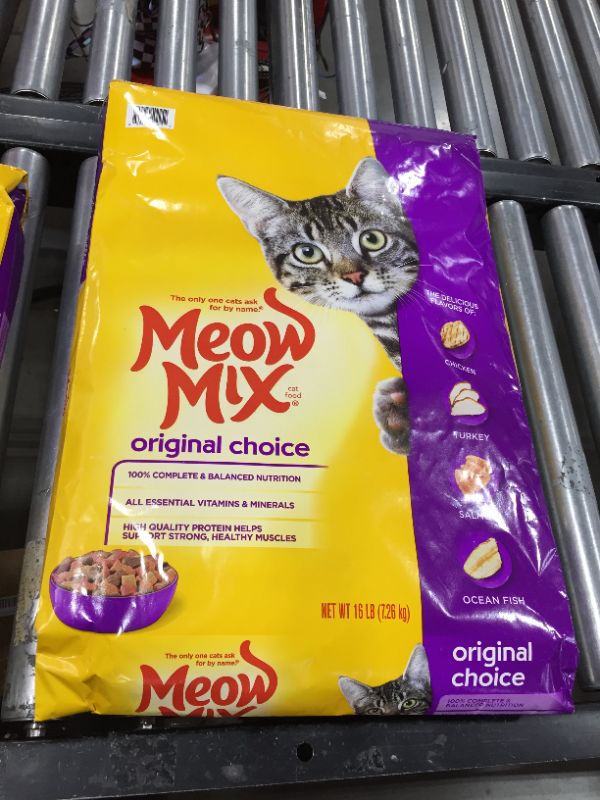 Photo 2 of 16 Pound Meow Mix Original Choice Dry Cat Food BB APRIL 17 2022