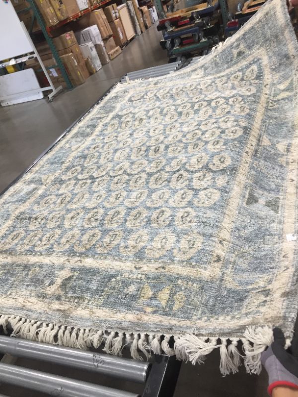 Photo 1 of 5'x7' AREA RUG 
