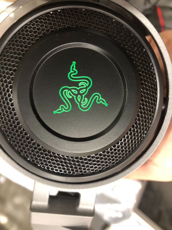 Photo 4 of Razer Nari Ultimate Wireless 7.1 Surround Sound Gaming Headset: THX Audio & Haptic Feedback - Auto-Adjust Headband - Chroma RGB - Retractable Mic - For PC, PS4, PS5 - Black
