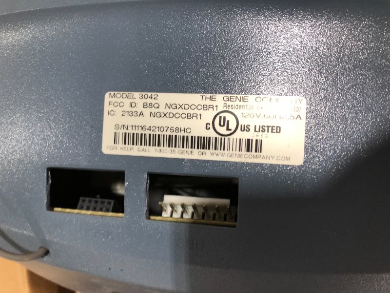 Photo 6 of Genie Model 3042-TKH SilentMax 1000 3/4 HPC Belt Drive Added Wireless Keypad Garage Door Opener, 140 V DC Motor & C-Channel Rail System