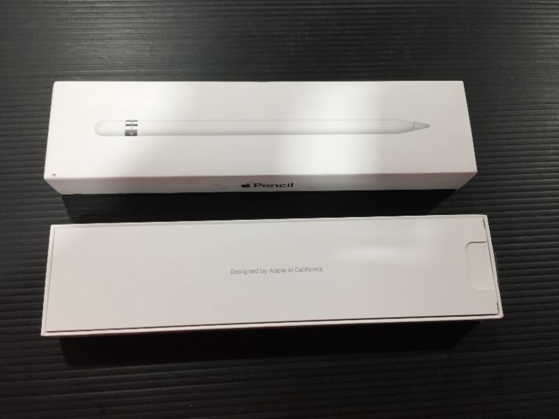 Photo 4 of Apple Pencil (1st Generation)