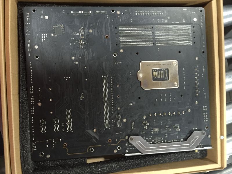 Photo 5 of 
NZXT N7 Z590 - N7-Z59XT-W1 - Intel Z590 chipset (Supports 11th Gen CPUs) - ATX Gaming Motherboard