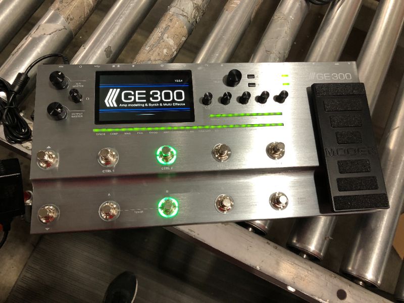 Photo 3 of MOOER GE300 Amp Modeling Guitar Multi-Effects Pedal Processor 30 mins Looper Speaker WAY02
