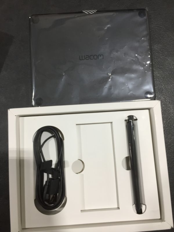 Photo 2 of Wacom Intuos Graphics Drawing Tablet for Mac, PC, Chromebook & Android (small) with Software Included - Black (CTL4100)
