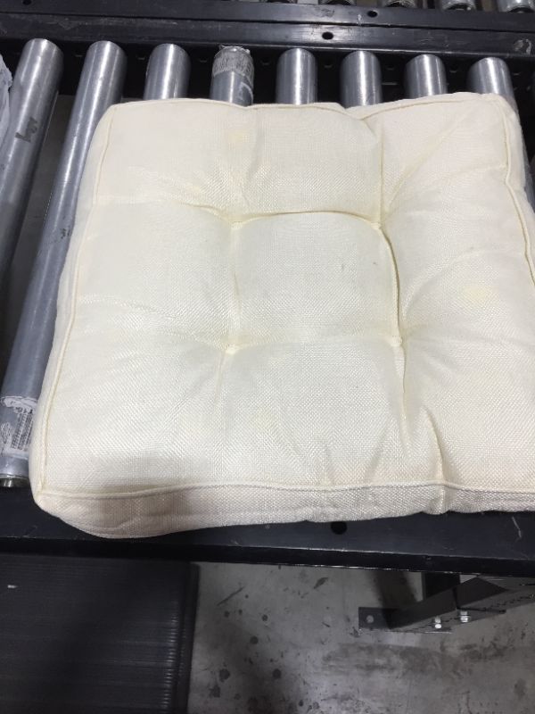 Photo 1 of 1-piece seat cushion