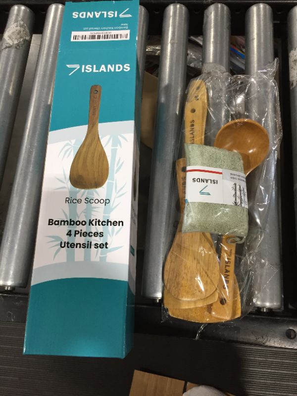 Photo 1 of 4-piece wooden utensil set 