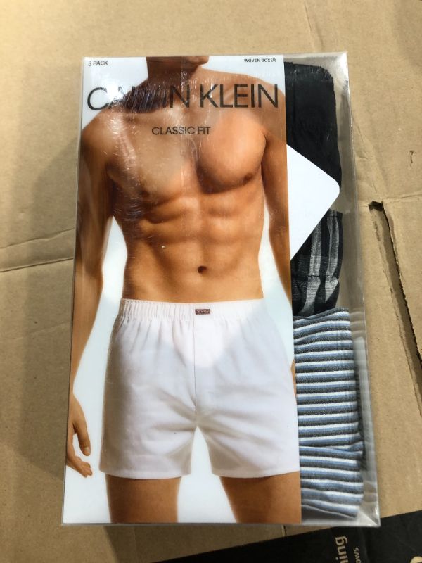 Photo 1 of Calvin Klein 3 pack boxers size L 