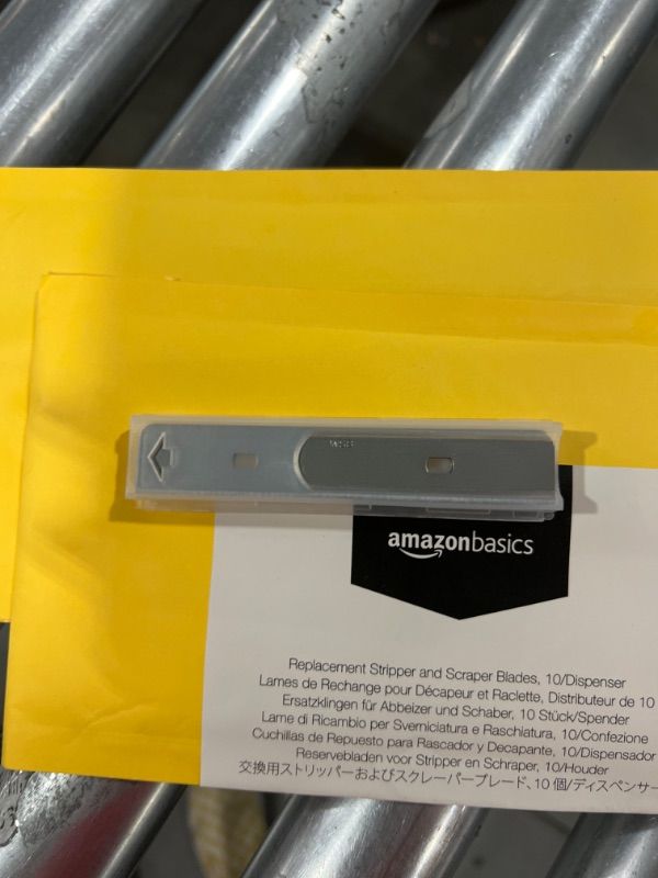Photo 2 of Amazon Basics 4" Replacement Stripper and Scraper Blades, 10/dispenser 3pck