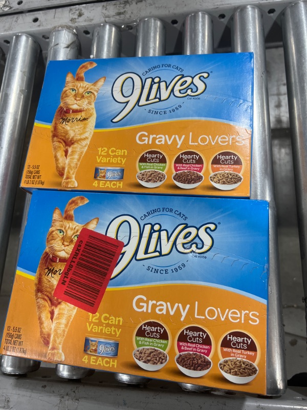 Photo 2 of 9 Lives 12 Count 5.5 Oz Gravy Lovers Variety Pack Cat Food 2pck Exp.03/05/2022