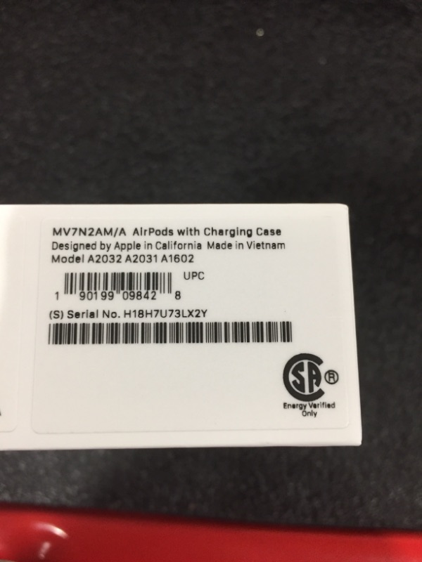 Photo 1 of Apple AirPods (2nd Generation)
