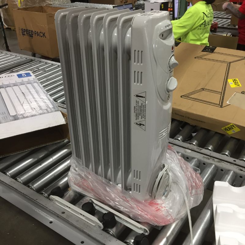 Photo 2 of Aigostar 1500W Oil Filled Radiator Electric Heater 7-Fin Safe
