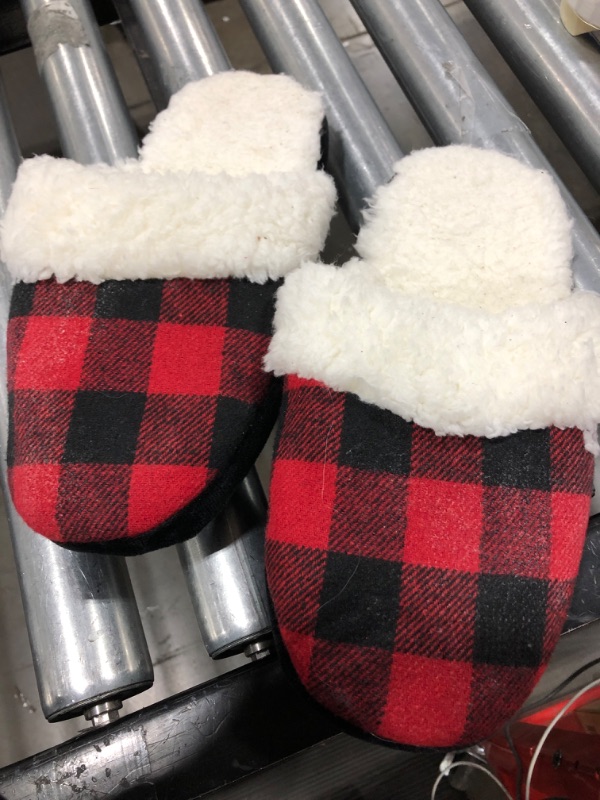 Photo 2 of plaid slippers Large