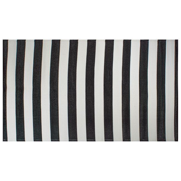 Photo 1 of DII Black & White Stripe Outdoor Rug, 4Ft X 6Ft 