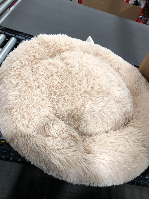 Photo 1 of 3FT x 3FT beige round faux fur dog bed 