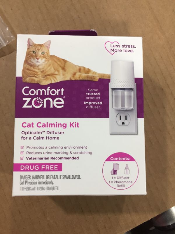 Photo 2 of Comfort Zone Cat Calming Diffuser Kit, Cat Pheromone, 1 Diffuser, 1 Refill-48ml, New Formula