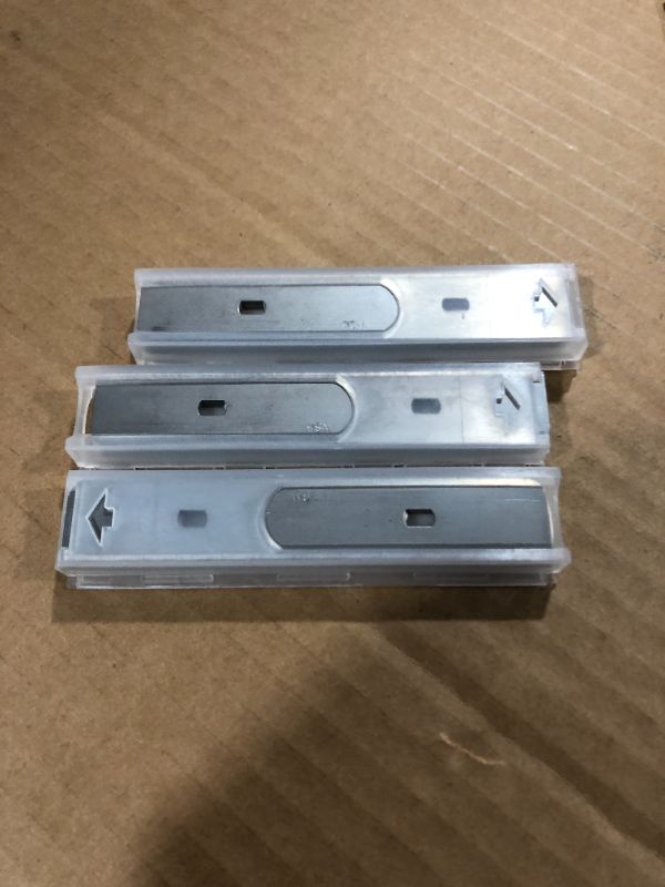 Photo 2 of 3 pack Amazon Basics 4" Replacement Stripper and Scraper Blades, 10/dispenser