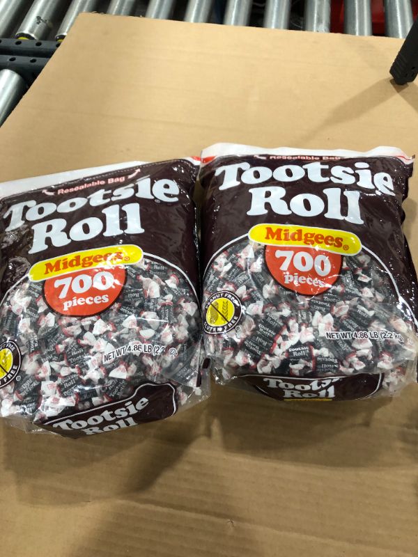 Photo 2 of 2 Bags Tootsie Roll, Midgees Candy, 4.86 Lbs, 700 Ct