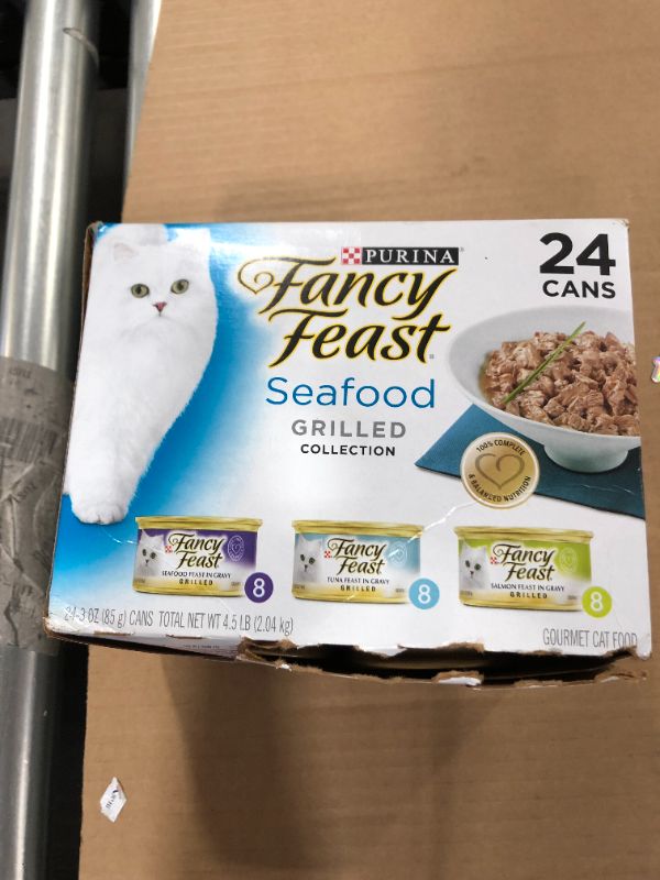 Photo 2 of (24 Pack) Fancy Feast Gravy Wet Cat Food Variety Pack, Seafood Grilled Collection, 3 Oz. Cans