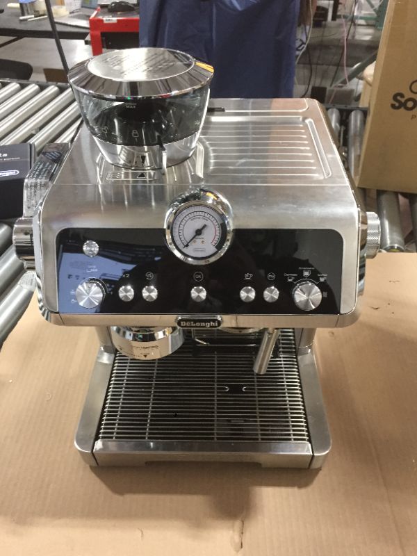 Photo 6 of De'Longhi La Specialista Espresso Machine with Sensor Grinder, Dual Heating System, Advanced Latte System & Hot Water Spout for Americano Coffee or Tea, Stainless Steel, EC9335M