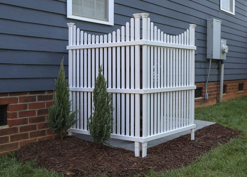 Photo 1 of 4 ft. H x 3 ft. W White Vinyl Huntersville Privacy Screen (2-Pack)