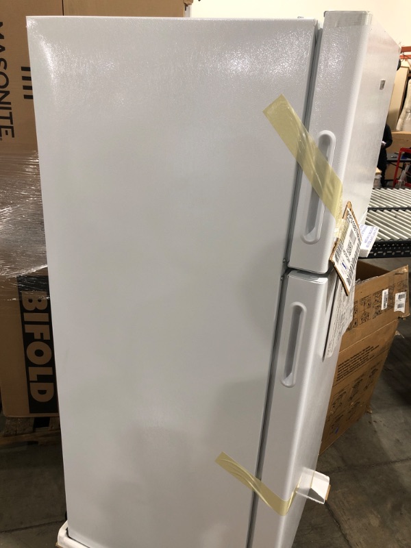 Photo 4 of Hotpoint 17.6 Cubic Feet Top Mount Refrigerator, White, Optional Icemaker 501233
