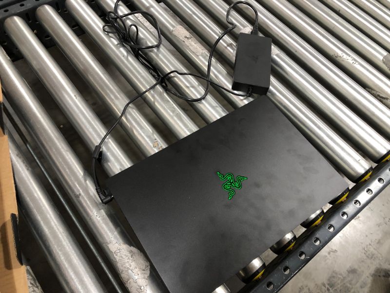 Photo 5 of RAZER BLADE 15 BASE GAMING LAPTOP 2020: INTEL CORE I7-10750H 6-CORE SOLD FOR PARTS ONLY