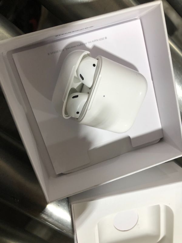 Photo 2 of Apple AirPods with Charging Case