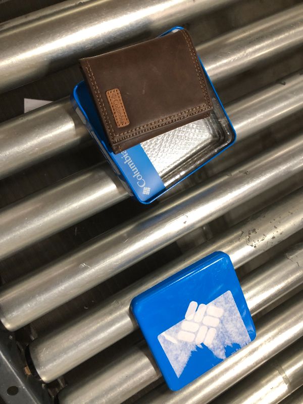 Photo 1 of columbia wallet