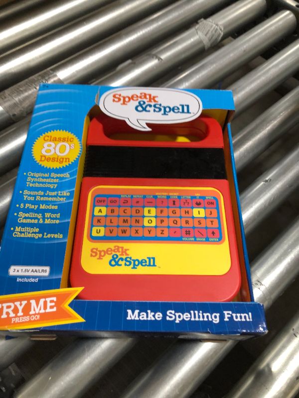 Photo 2 of Basic Fun Speak & Spell Electronic Game
