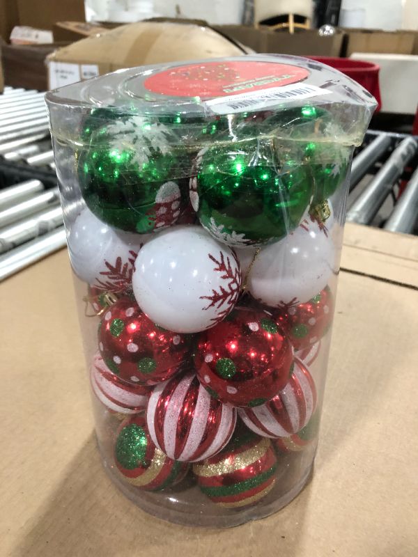 Photo 4 of YYCRAFT 34ct Christmas Ball Ornaments 6CM for Xmas Tree Christmas Decorations Shatterproof Hooks Included (Red/White Mix, M)
