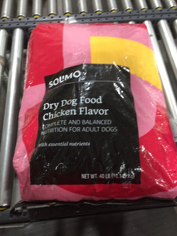 Photo 2 of AMAZON BRAND – SOLIMO BASIC DRY DOG FOOD, CHICKEN FLAVOR, 40 LB BAG
expires 11/05/21