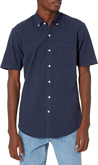 Photo 1 of Amazon Essentials Men's Regular-Fit Short-Sleeve Pocket Oxford Shirt

Size- xl