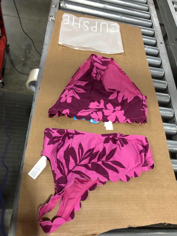 Photo 1 of CUPSHE Bathing Suit 2 Piece Size Large