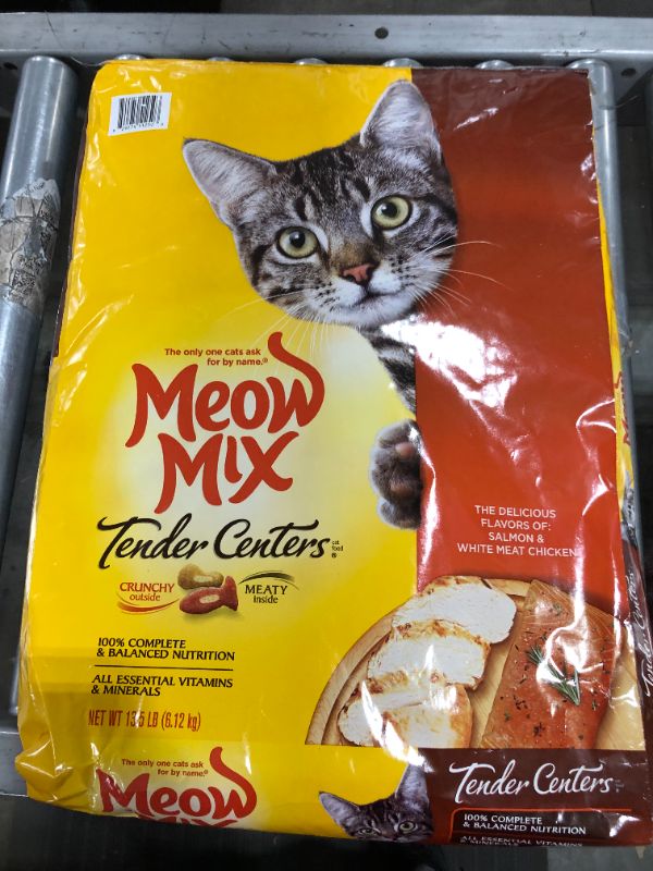 Photo 2 of Meow Mix Tender Cuts Dry Cat Food, Salmon & White Meat Chicken - 13.5 lb bag
BB APR 27 2022