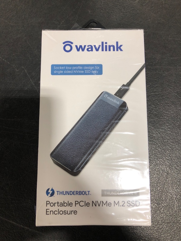 Photo 3 of WAVLINK PORTABLE PCIe NVMe M.2 SSD ENCLOSURE