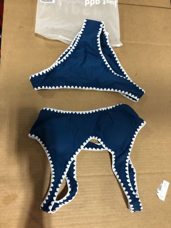 Photo 2 of Blue And White Crochet Trim Sporty Bikini Size Large