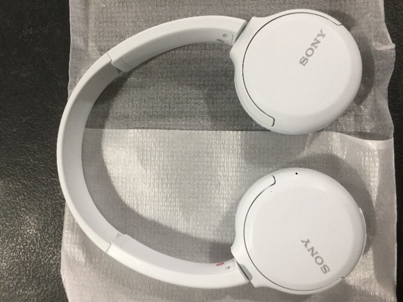 Photo 3 of Sony Bluetooth Noise-Canceling Over-Ear Headphones, White, WH-CH510
