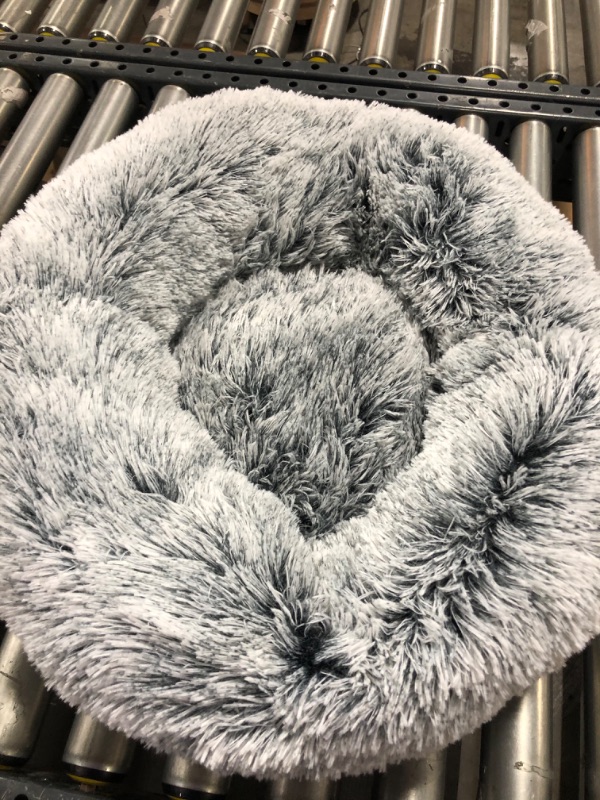 Photo 1 of 18in Grey Round Faux Fur Dog Bed 