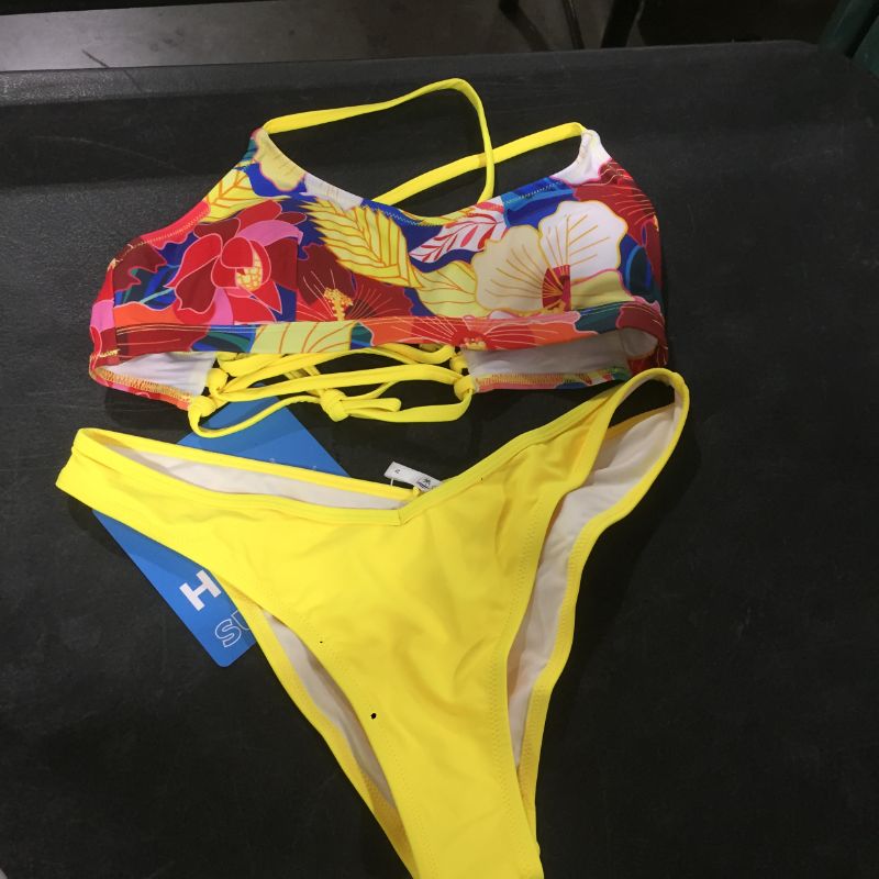 Photo 2 of Bright Floral Print Bikini
SIZE M