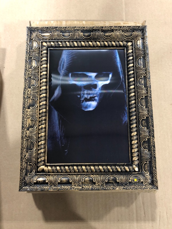Photo 2 of 3D Motion Activated Haunted Photo Frame with Light and Creepy Sound-Luminous Portrait Halloween Prop Decoration
