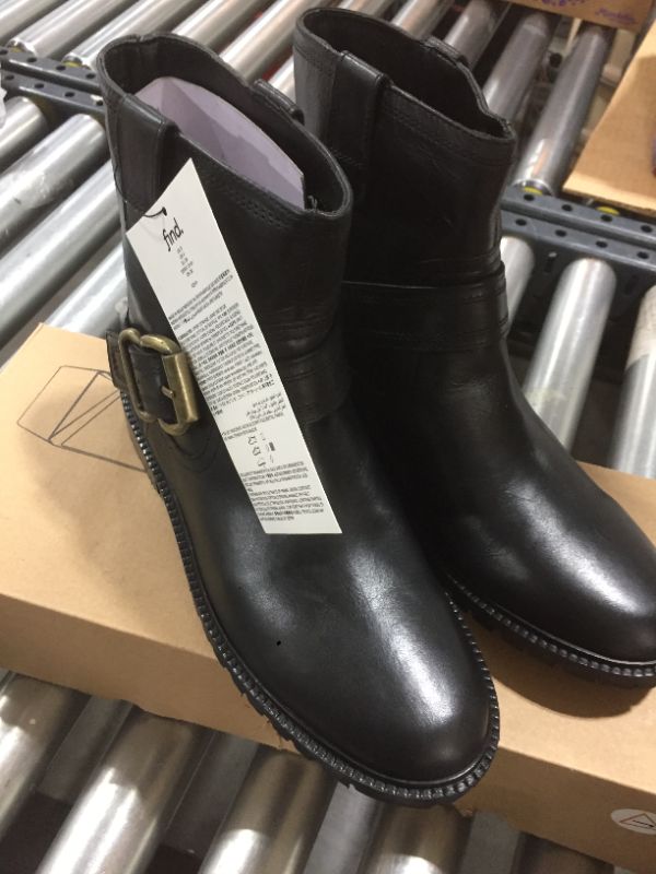 Photo 1 of Womens (US8) Black Short Boots