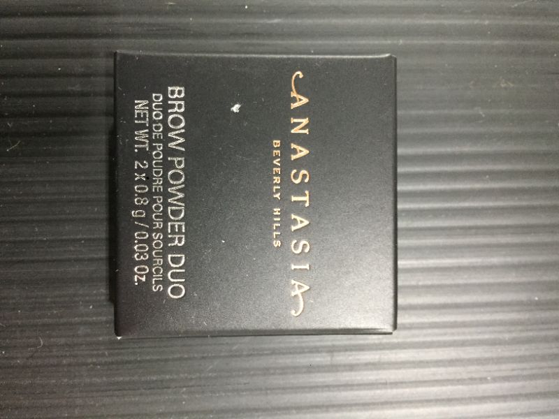 Photo 5 of Anastasia Beverly Hills Ombre Effect Long Wearing Brow Powder Duo- Chocolate
